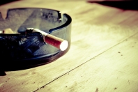 Związek między paleniem a ryzykiem pojawienia się aft w jamie ustnej